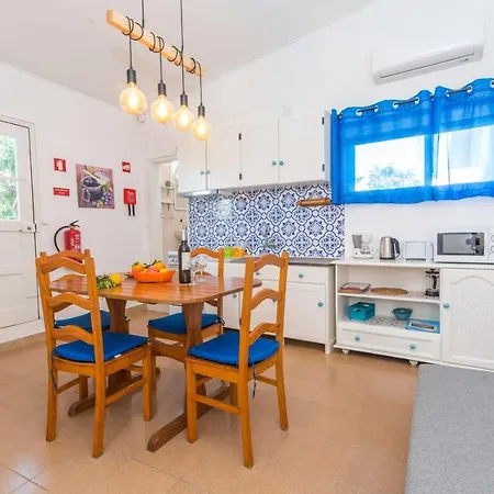 Casas Algarvias 펜션 Arroteia de Baixo