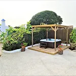 Casas Algarvias * Arroteia de Baixo