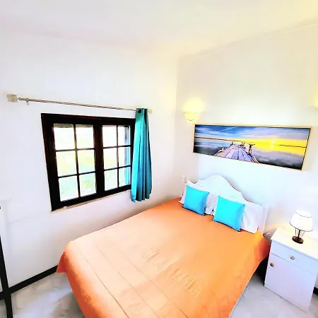 Nyaraló Casas Algarvias Arroteia de Baixo